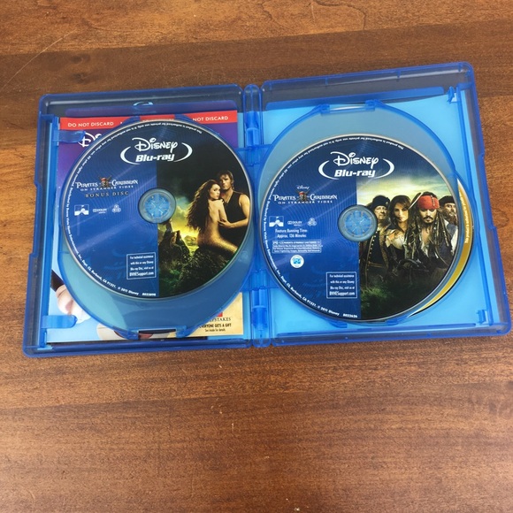 Pirates of the Caribbean On Stranger Tides Blu-ray/DVD 2011 6-Disc Set Complete - Picture 9 of 9